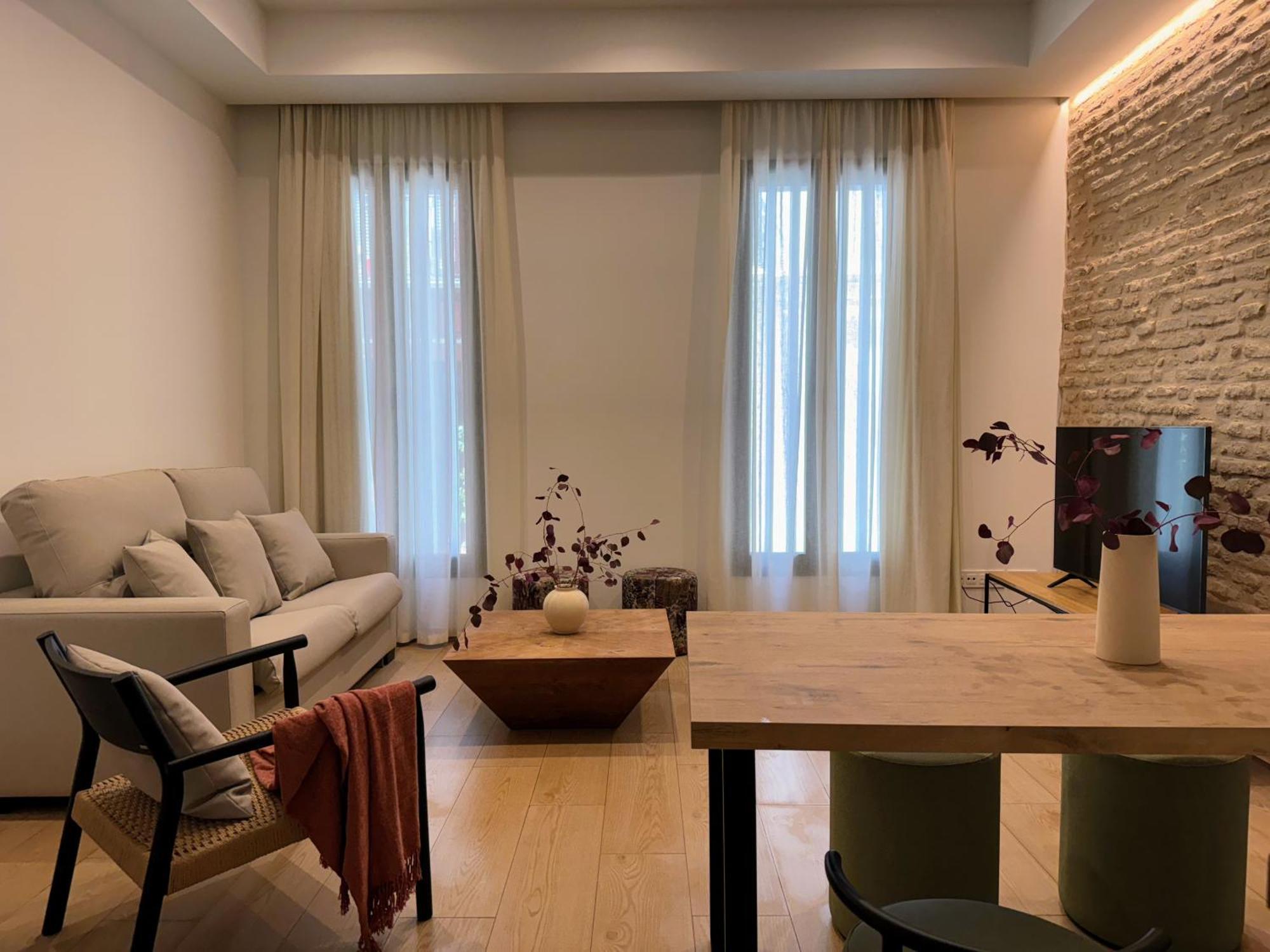 Redes Royale Apartments By Misterhost Севилья Экстерьер фото